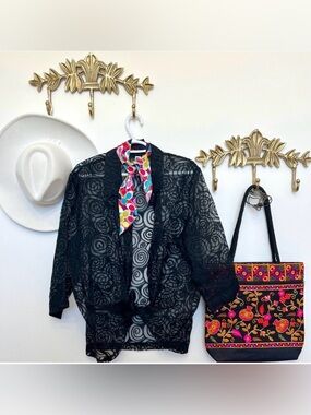 Sheer black floral blouse Xl